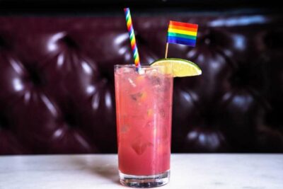 PreviewNow's tweet image. Houston restaurants, bars, bakeries support Pride #Pride @gregmorago #Preview preview.houstonchronicle.com/dining/houston… Also, check out our Pride event guide chrn.cl/355DPAl