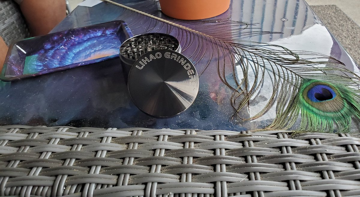 DoctorD23te's tweet image. Thank you for a beautiful grinder @GoldenBell_G