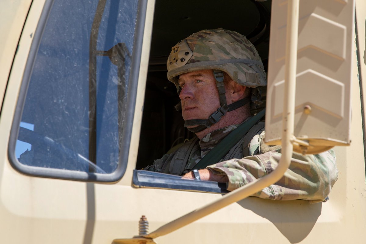 88RDBlueDevils's tweet photo. Images of @USArmyReserve @teamcastle #Soldiers during #WAREX @USAGMcCoy by our 350th PAD while conducting training this month

📸SPC William Riley https://t.co/yycSfIs5VM