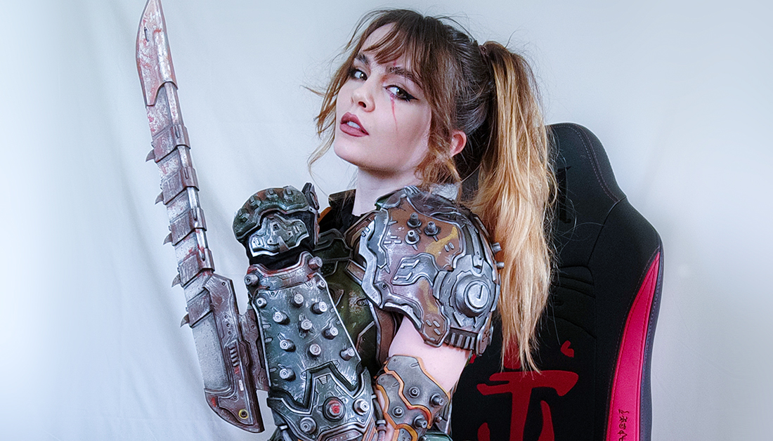 noblechairs's tweet photo. .@Mads_five doesn't just slay demons on the fly - 
She completely slays in her selfmade DOOM Slayer armor, well supported by her #noblechairs HERO @DOOM Edition. 🔥

Be honest, would you want to face her as a demon? https://t.co/BYQu4XYeSG