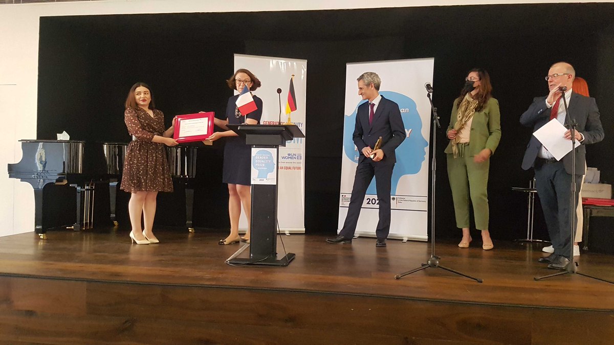 GAghabyli's tweet photo. I'm discovering opportunities to help women progress in STEM and close the Gender Gap!
Recently, I'm honoured to have been selected as a winner for French-German Prize for Gender Equality #thisisanengineer #nostemstereotypes @FergussonMolly @SchoolOfEng_UoE @AviateHerUK https://t.co/fH1djfBSLY
