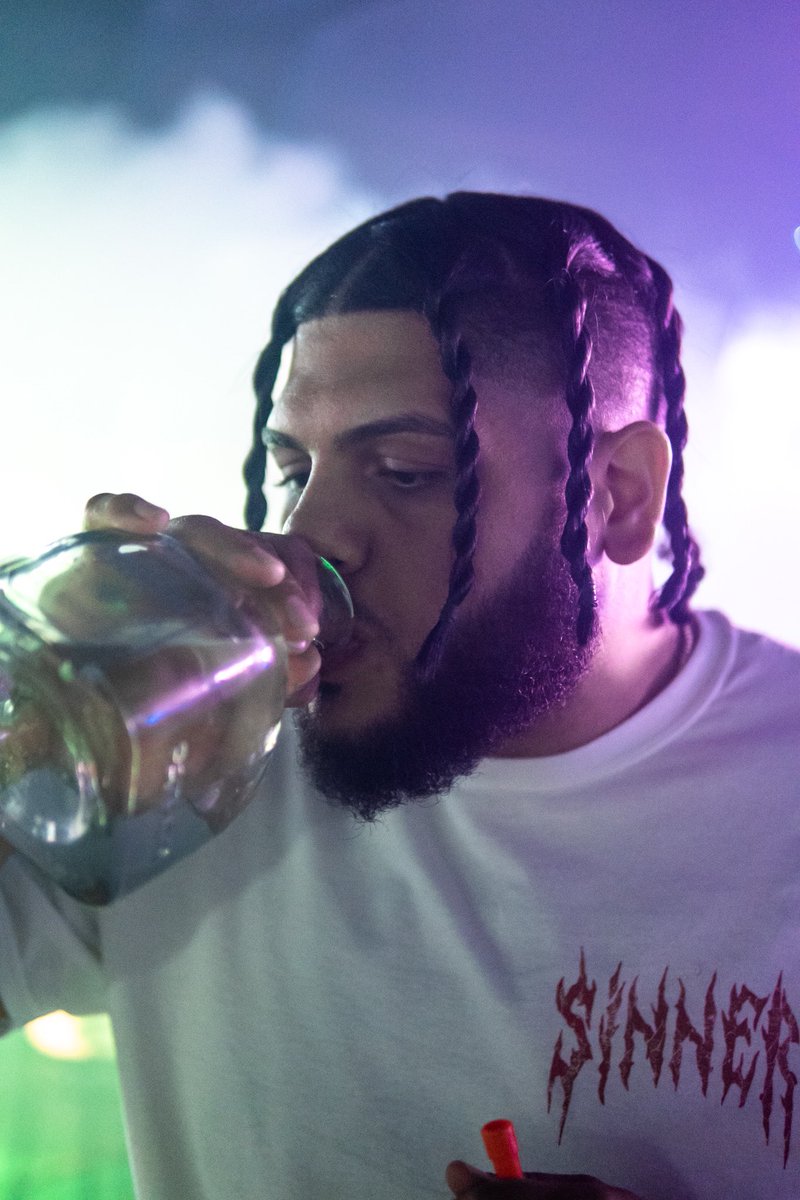 TheRealRandeazy's tweet photo. If it ain’t bout money, motivation, or “Real” love then I ain’t goin ✌🏽 https://t.co/7LB0VAWJAm