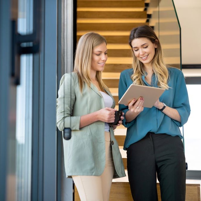PropelHRinc's tweet photo. Now is a good time for a mid-year check-in to review your employees needs and to determine if adjustments need to be made to your health plan. ✔️#HRchecklist #outsourceHRservices https://t.co/9p82JJHQmS https://t.co/d3s3rheJQ8