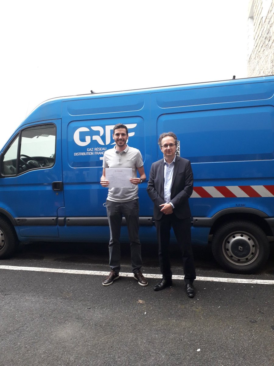 Jour de fierté à la MSG avec l obtention de la certification pour notre animateur PC (et avec mention Très bien svp)
<a href="/SylvainMoreton/">SyMo</a> ;<a href="/FCoueraud/">Coueraud Frederic</a> ;<a href="/am_bayi/">ambayi_com' on GRDF</a>