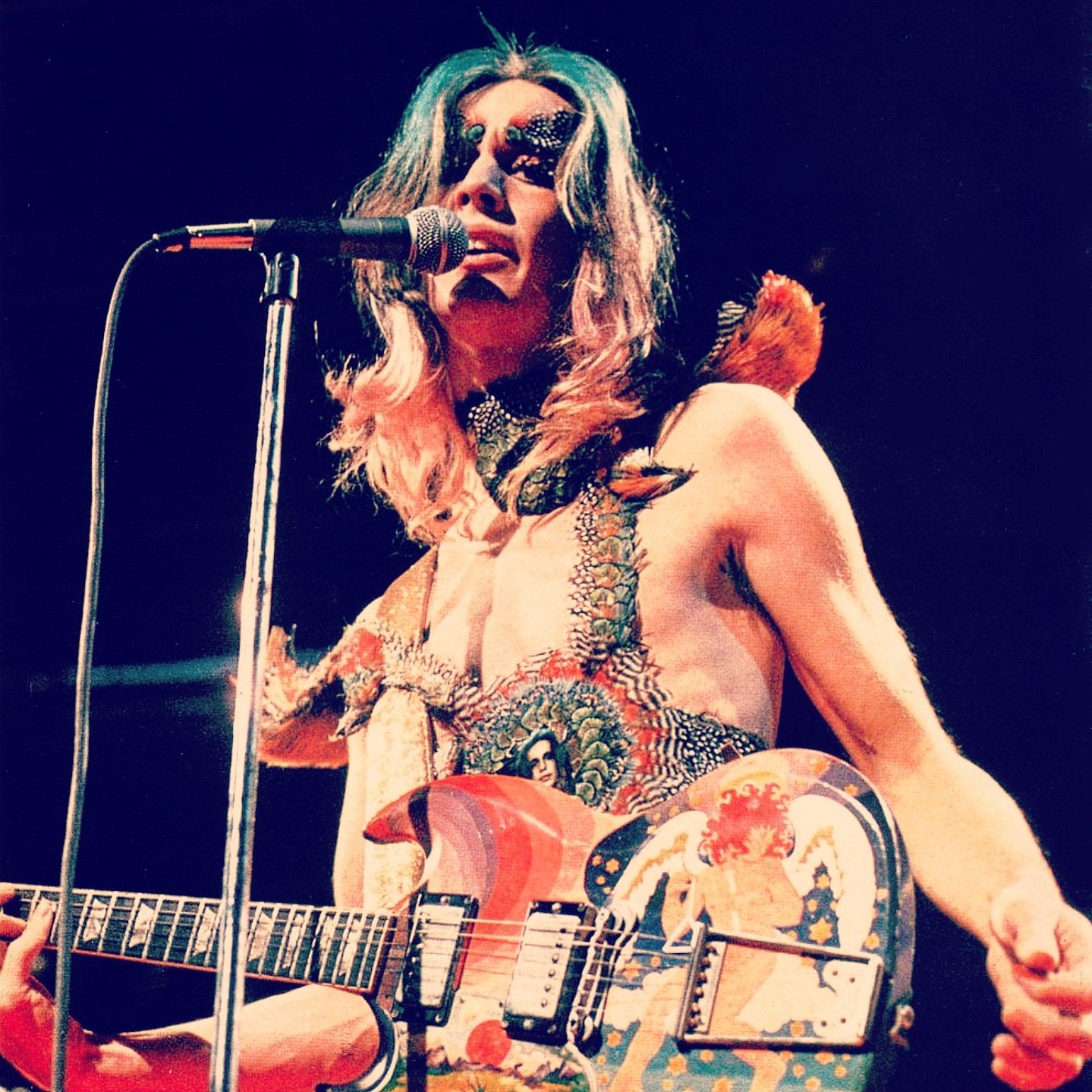 Happy 73rd birthday to Todd Rundgren, Hermit of Mink Hollow, Wizard + True Star! 