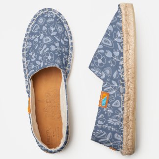 Jaanikka_'s tweet photo. 25% off sitewide with code TUESDAYNOW25 ends today! Check out new designs for Afridrilles in this collection > https://t.co/pBAEKoEDYo via @zazzle #espadrilles #footwear #Summer2021 #Shoes #giftforher #zazzle #zazzlemade #lines_and_patterns #jaanikka_ https://t.co/y75WJ9HWzK