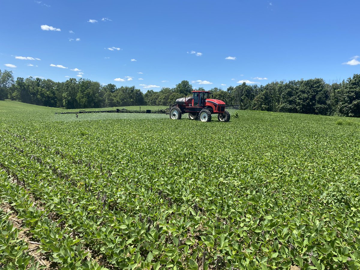 With all of the recent rains keeping us out of the fields in SE IN, we are fortunate to have the #FreedomToSpray our <a href="/PioneerSeeds/">Pioneer Seeds U.S.</a> #EnlistE3 soybeans today.