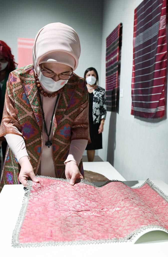 Emine Erdoğan tweet media