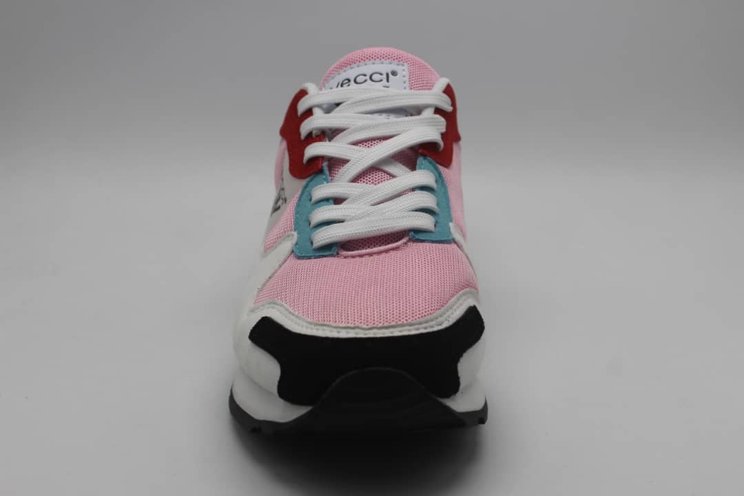 Vecci_footwear's tweet photo. While we look for an iPad please meet the SUS500. A sneaker that is designed to meet and live up to the current hype of dad sneakers. The new SUS500 is made up with resistant suede and adavanced Eva.
#iPad #MalemaOn405 #vecci #madeinafrica https://t.co/31Wq4r8Rbo