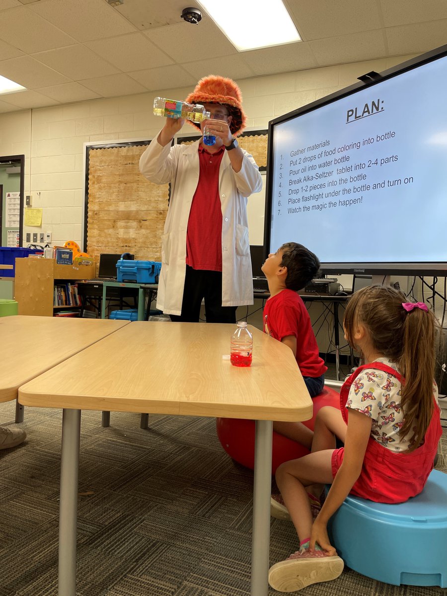 kerrvilleisd's tweet image. All Smiles at KISD Summer School! 
Students created a chemical reaction lava lamp in STEM class today! 
Way to go teachers and staff for making summer learning FUN for our students! @NESChallengeLab @TESChallengeLab (2/2) 
#KISDBest