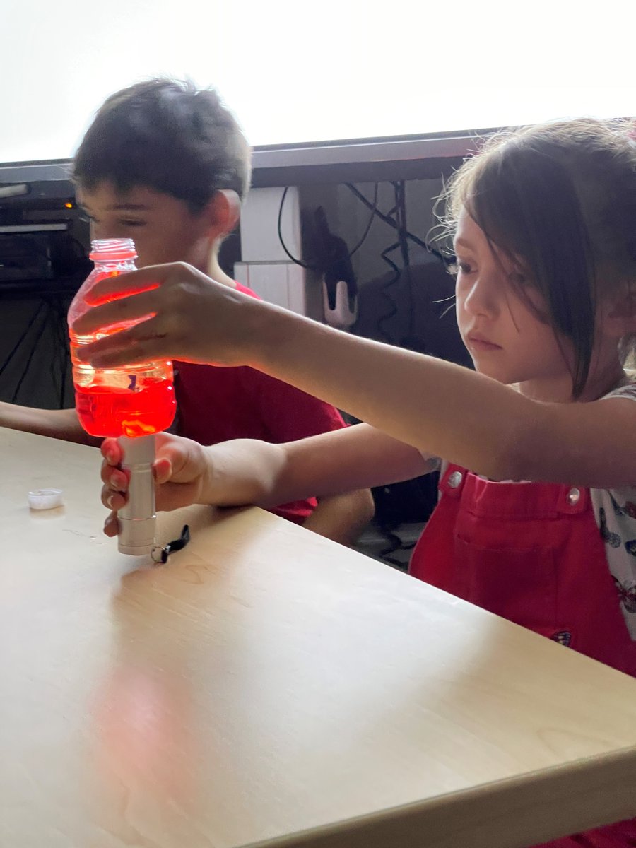 kerrvilleisd's tweet image. All Smiles at KISD Summer School! 
Students created a chemical reaction lava lamp in STEM class today! 
Way to go teachers and staff for making summer learning FUN for our students! @NESChallengeLab @TESChallengeLab (2/2) 
#KISDBest