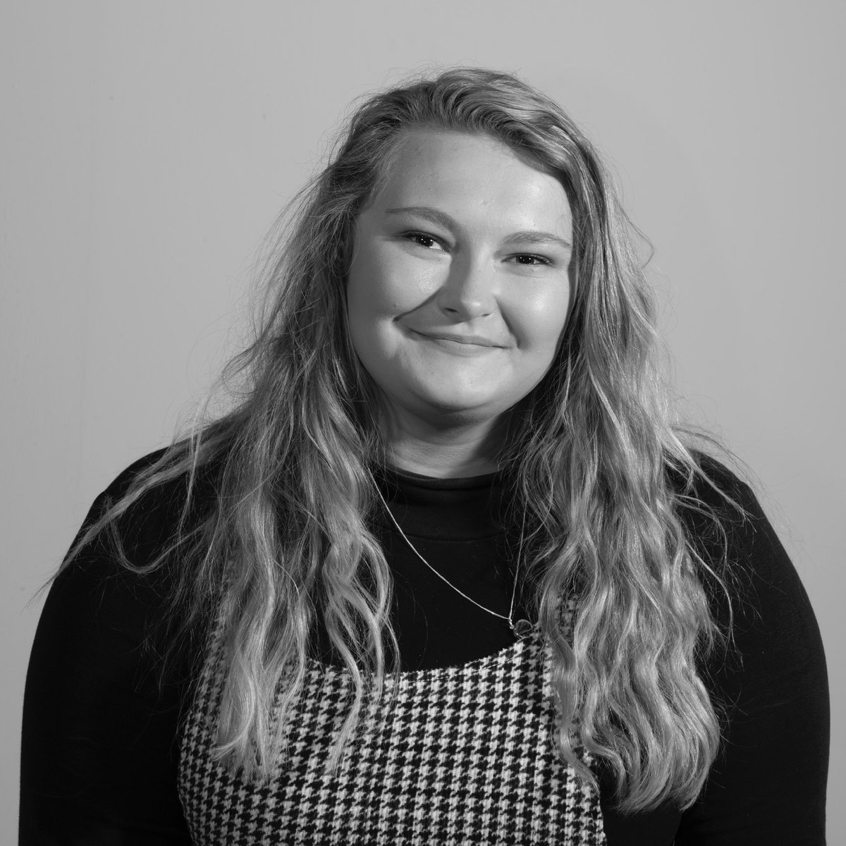 Sasha has designed a children’s fashion and Interior magazine with emphasis on fun, quirky style following new and upcoming trends. This magazine is aimed at parents with young children or expecting parents, having everything you need to get organized for your little lemon.