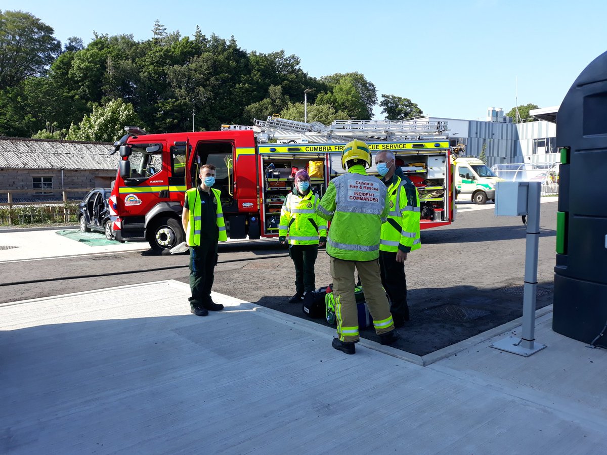 FireSouthLakes's tweet photo. Great team work with Blue Light Hub partners.
Joint training RTC exercise with @blh_fire @nwamb_Cumbria https://t.co/6YsOLZvMAO