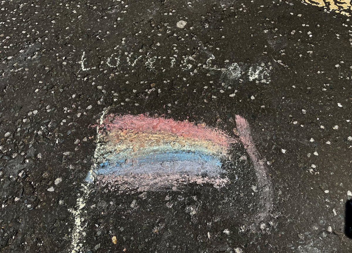 1Golfhill's tweet photo. Wonderful chalk message in the playground 🏳️‍🌈 So #proud of the #respect and #tolerance displayed by our learners. #pride  #community #diversity @InclusiveGCC @LGBTYS https://t.co/yV2rJF4RNZ