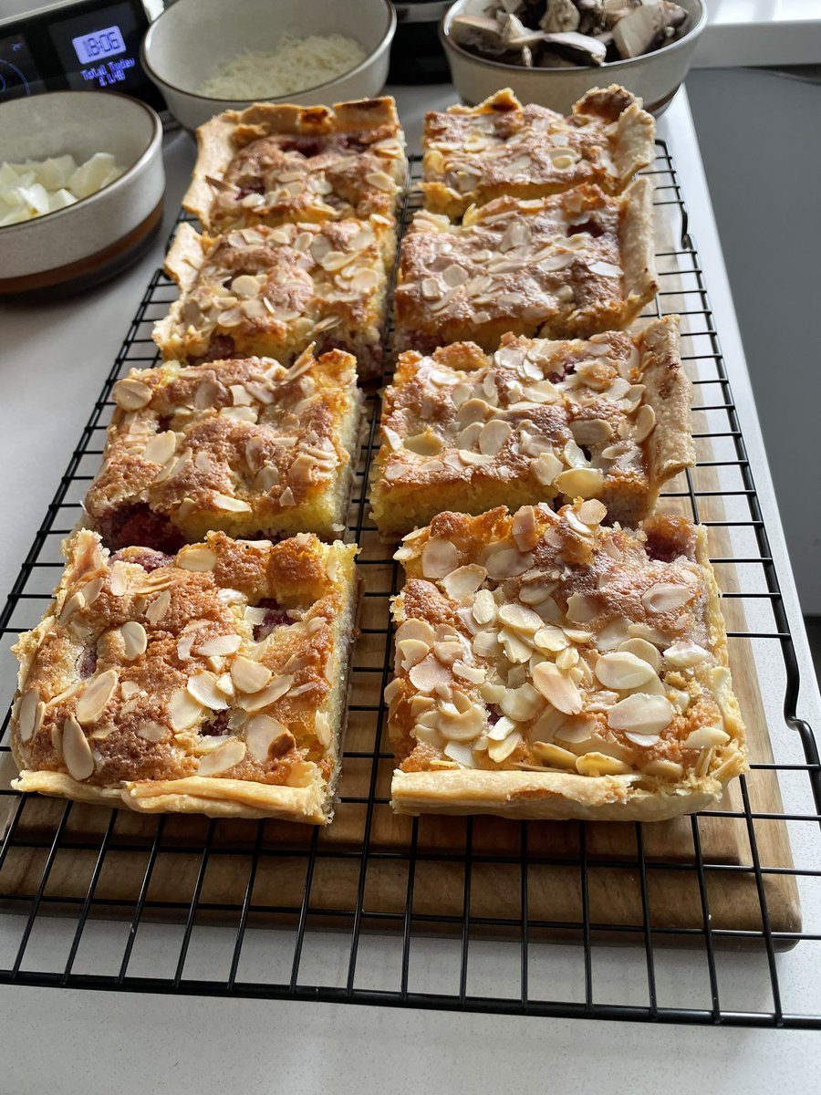 PottsStuart's tweet image. Raspberry Bakewell slice from @Nigella’s kitchen has turned out lovely 👍
