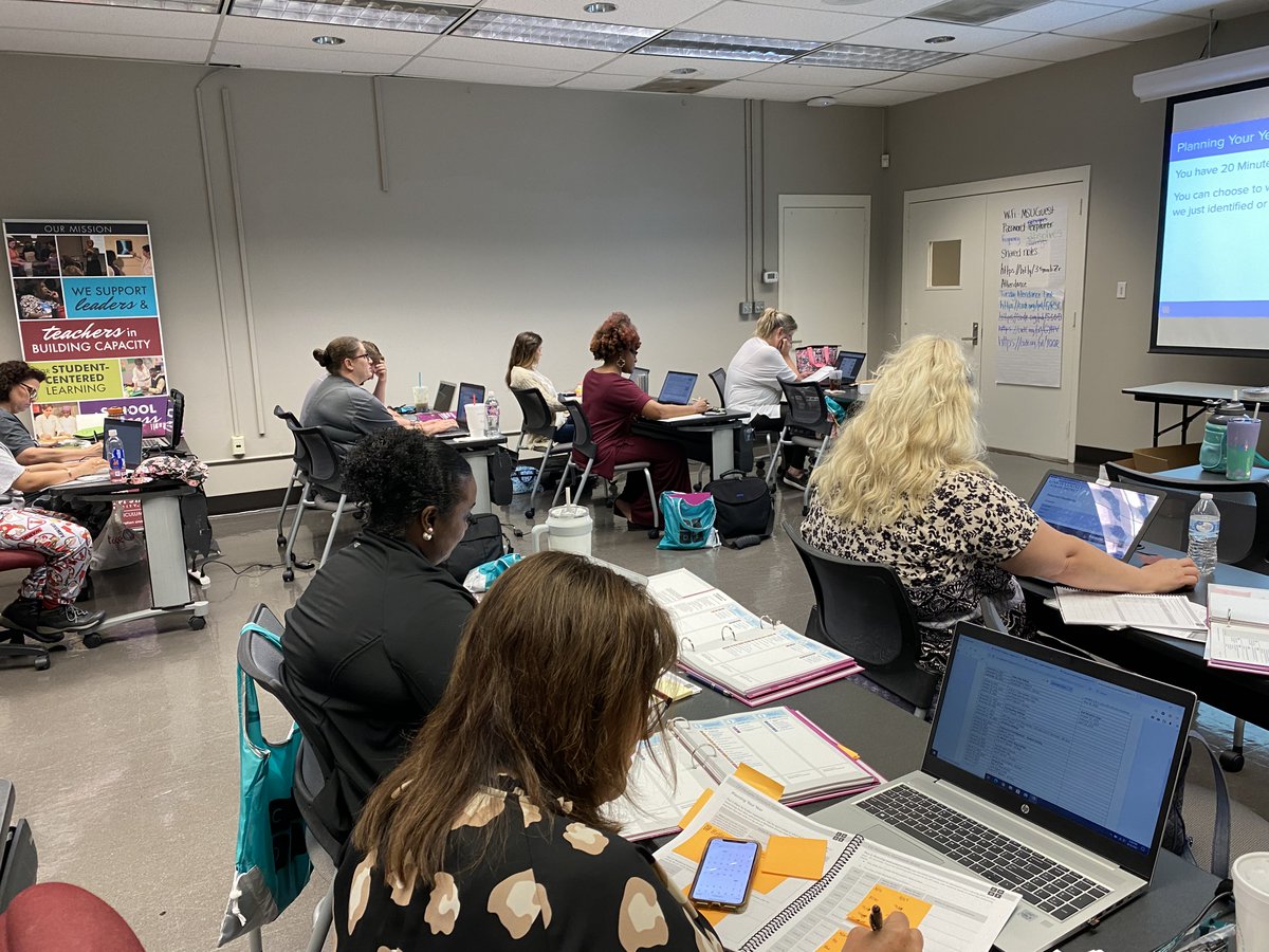 rcumsu's tweet image. We had this fantastic group with us last week for AP Computer Science Principles training. Thanks for coming!

#CSforAll
#CS4MS