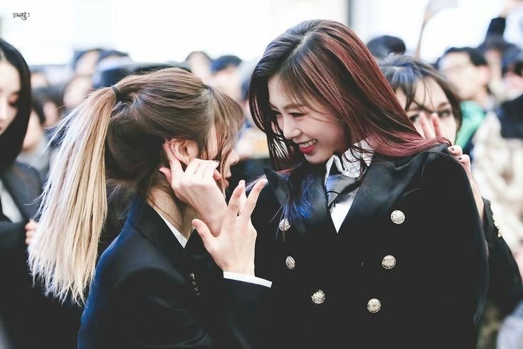 old dreamcatcher gallery (@oldeukae) on Twitter photo 