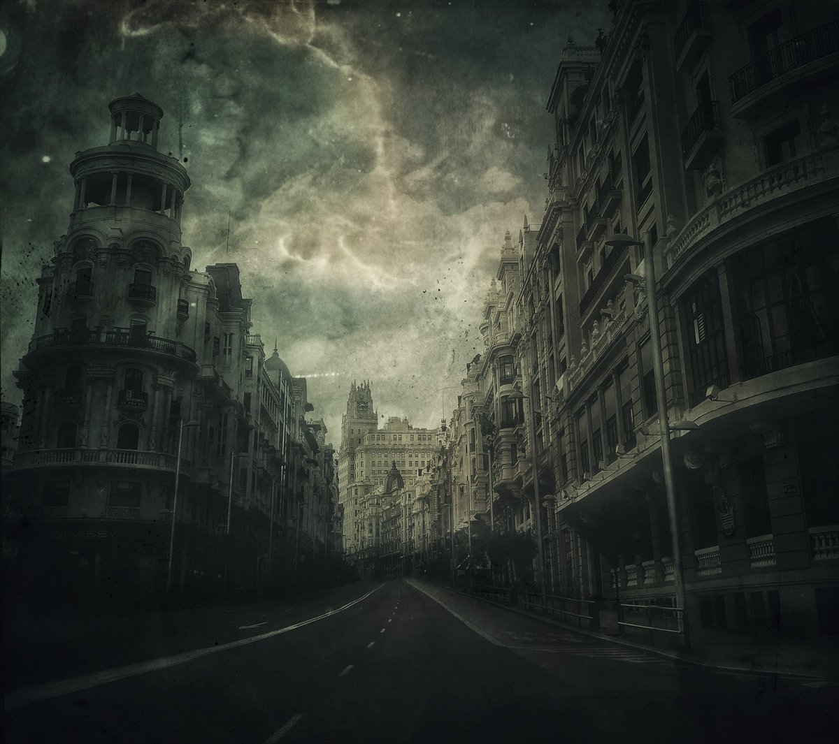 Fuiste parte de mi objetivo y lo seguirás siendo.

Gran Vía, Madrid