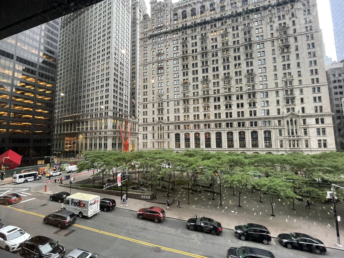 CharlesGerace's tweet image. #workfromwork this afternoon I’m working out of the beautiful @Convene 1Liberty Plaza location. The view is awesome.