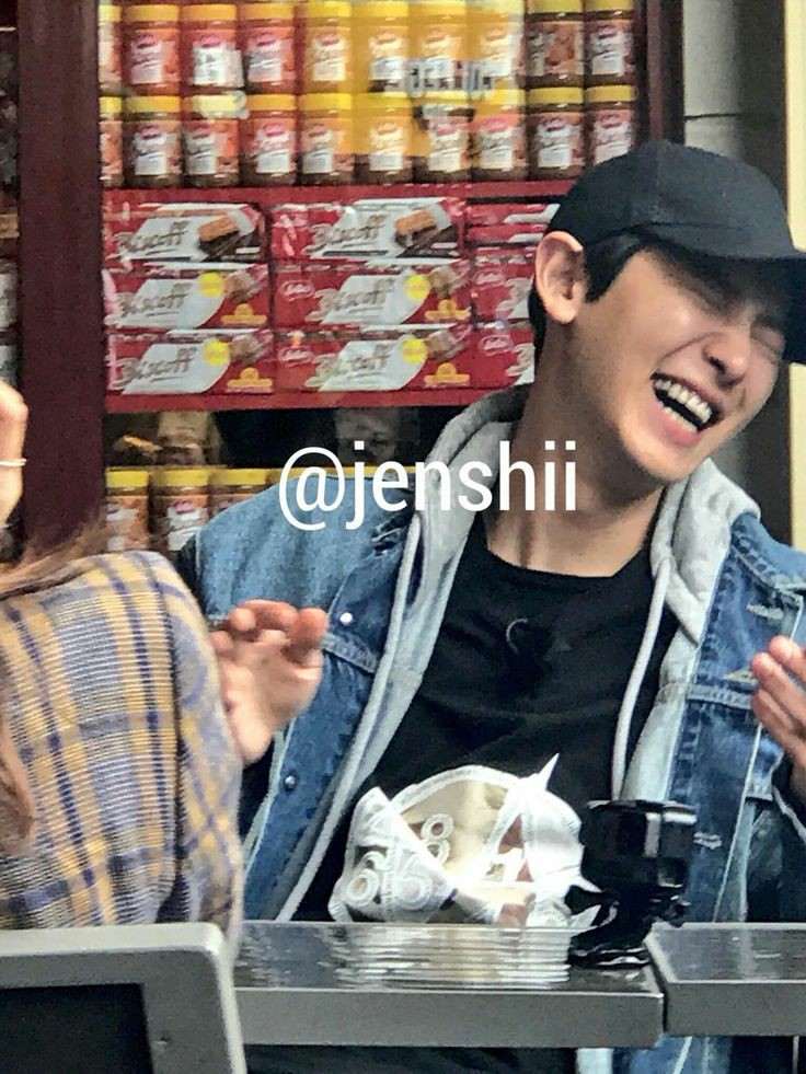 a baby 🥰🥰🥰🥰 #찬열 #CHANYEOL