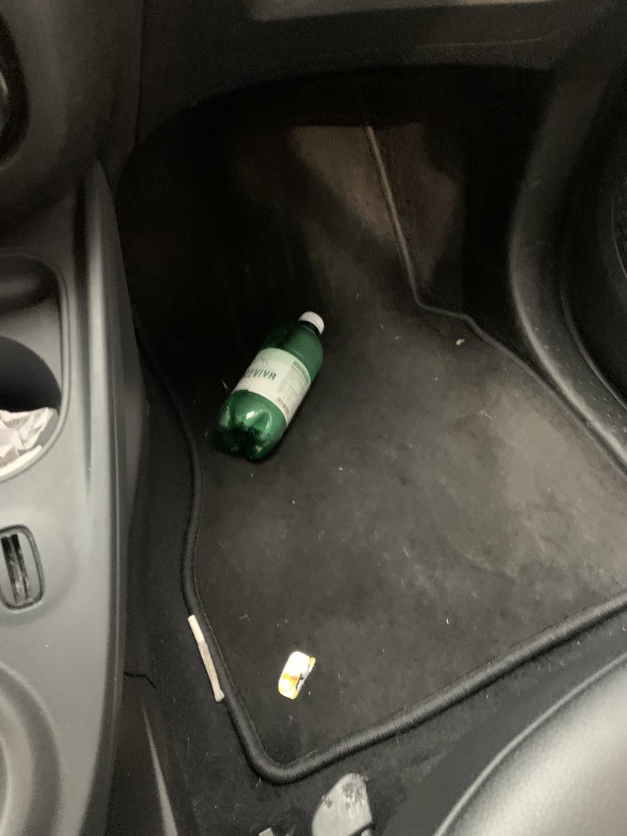 .@ShareNow_global Capisco che l’inciviltà degli utenti non sia colpa vostra, ma potreste controllare ogni tanto lo stato delle vostre auto. Sono più o meno sempre così #sharenowmilano