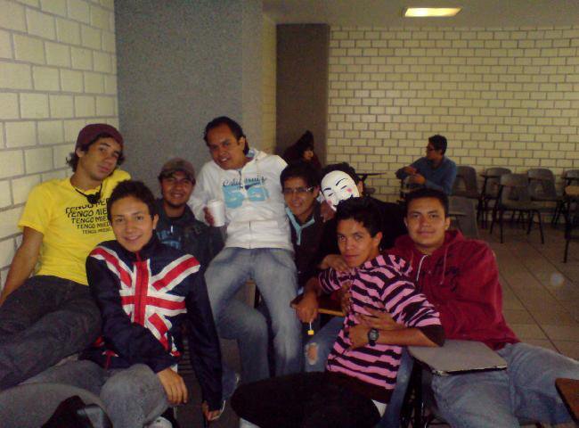 Los de Elite en la prepa // Yo