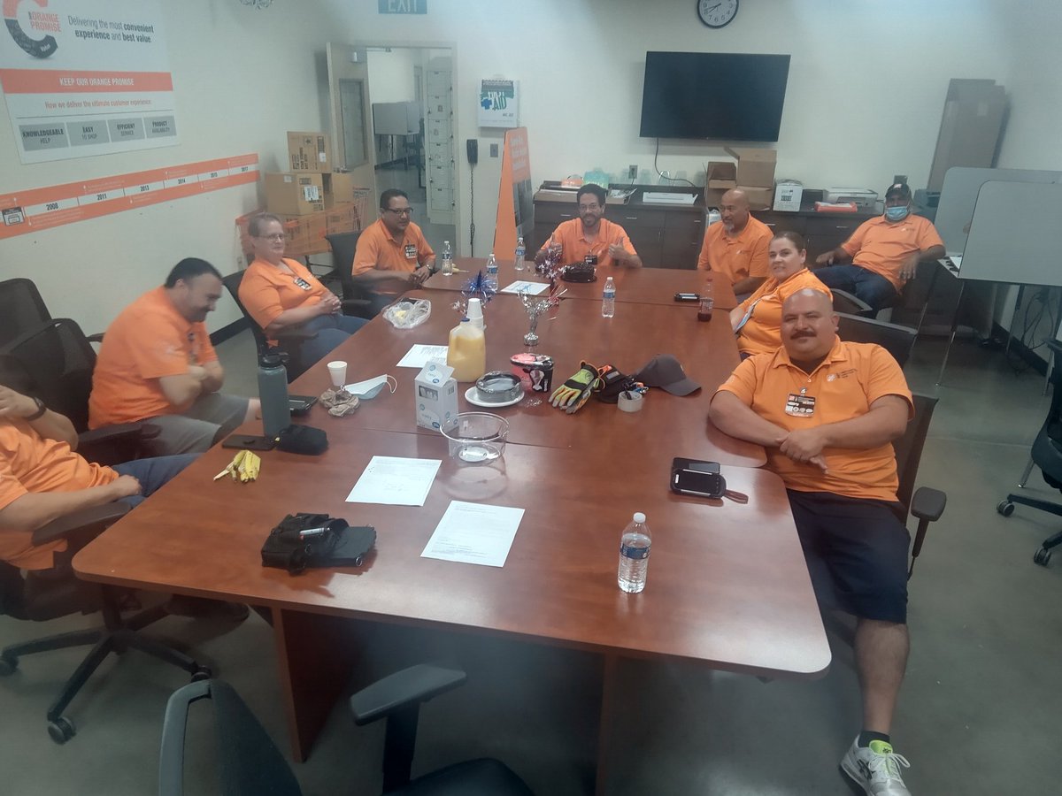 Celebrating MET Anniversaries and Birthdays <a href="/8523/">Antonio Landaeta</a>. Congratulations Ramiro and Mario on your milestones and a Happy June Birthday to Michael Avalos. <a href="/ianfmacias/">Ian Macias</a> <a href="/raulmor78730856/">raul morales</a> <a href="/Yolanda_8523/">Yolanda ASDS 8523</a> @8523Voa