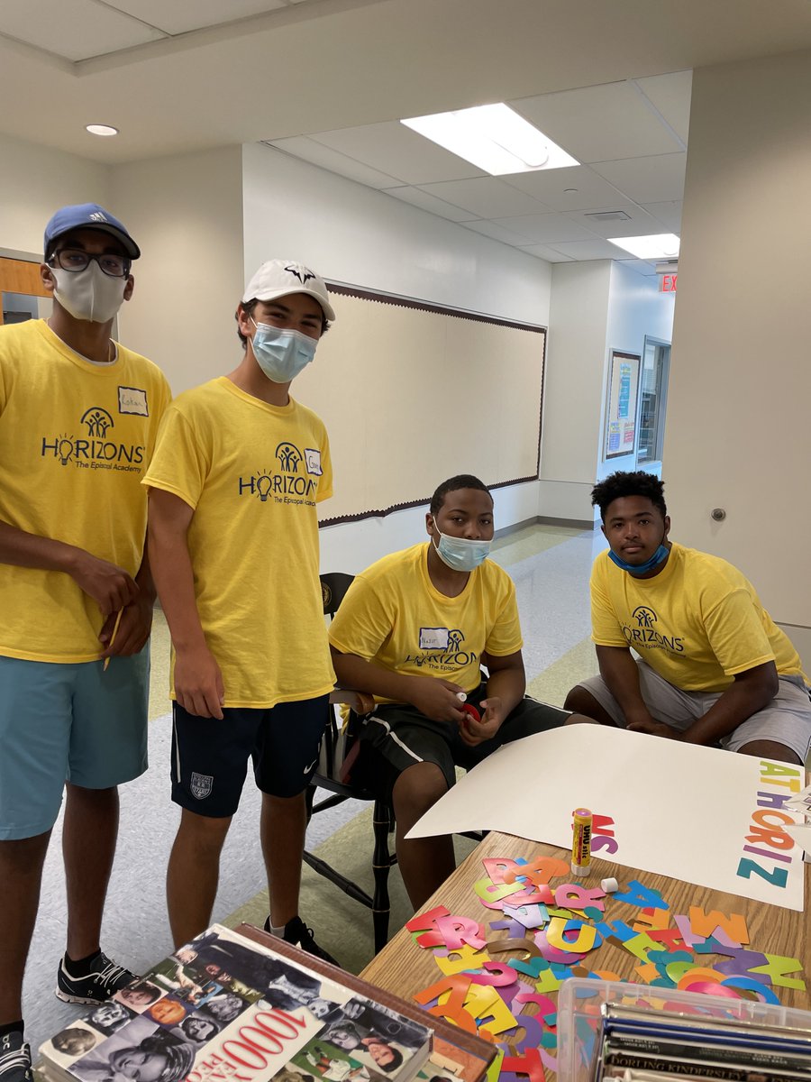 EAHorizons's tweet photo. Scenes from our first week on the campus of Episcopal Academy!! So great to be back together again learning and growing! #sixweeksofhappiness https://t.co/AZwv518ujD