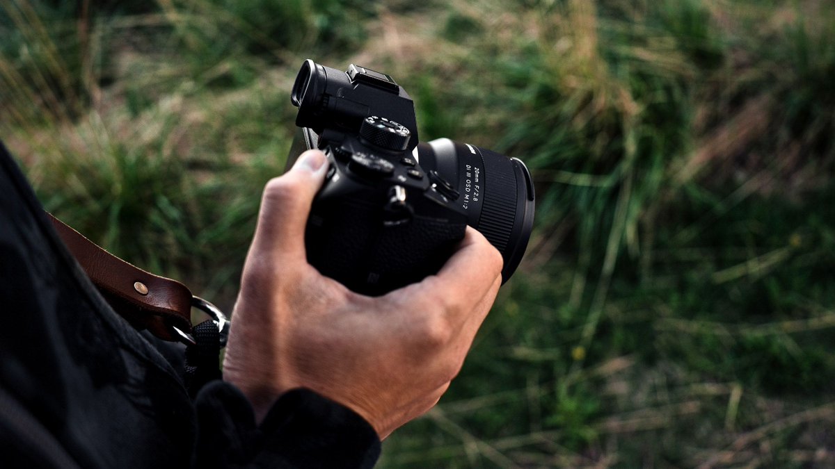 GoFullFrame's tweet image. How to pick the right wide-angle lens 🥳

Find out how to here: buff.ly/3gCjnMP

--
#WideAngleLens #CameraLenses #CameraFeatures #CameraEquipment #CameraGear #LensDistortion #Photography #PhotographyTips #Photographers #TelephotoLens