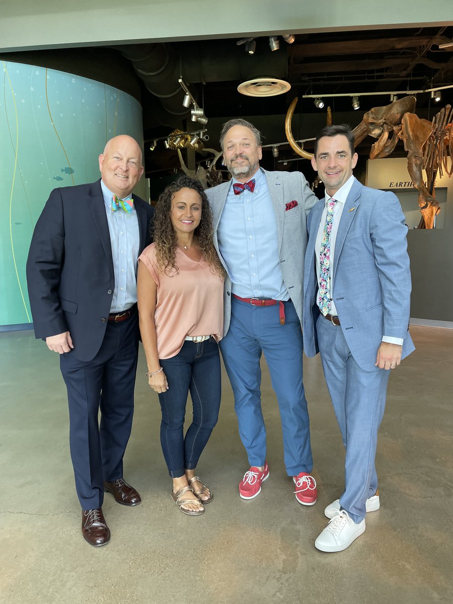 Class VI members @jakewcmayor, @KC4UTM & @lindsayclarissa kept us on the edge of our seats during today's virtual tour of @DiscoveryParkUC, another #TNTreasure. Thank you to the Discovery Park of America team for hosting us!