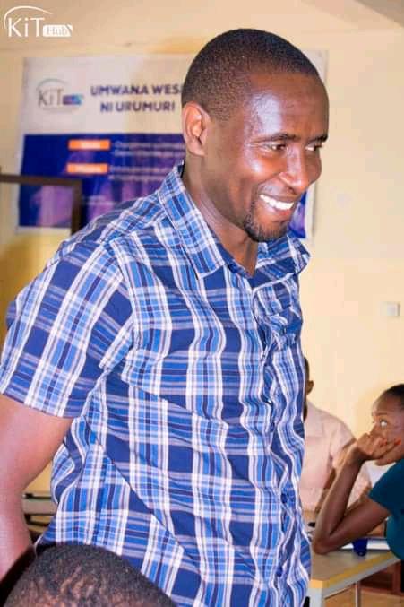 KithubNews tweet media