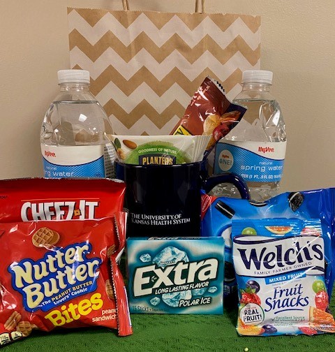 KUMC_GME's tweet image. All residents/fellows (new and current) are welcome to attend the virtual welcome social event 6/24! The Resident Council Leadership is hosting an escape room challenge with @roobicksgames. Top 2 teams with best times get a goodie bag! details to register in KU email! #kugme