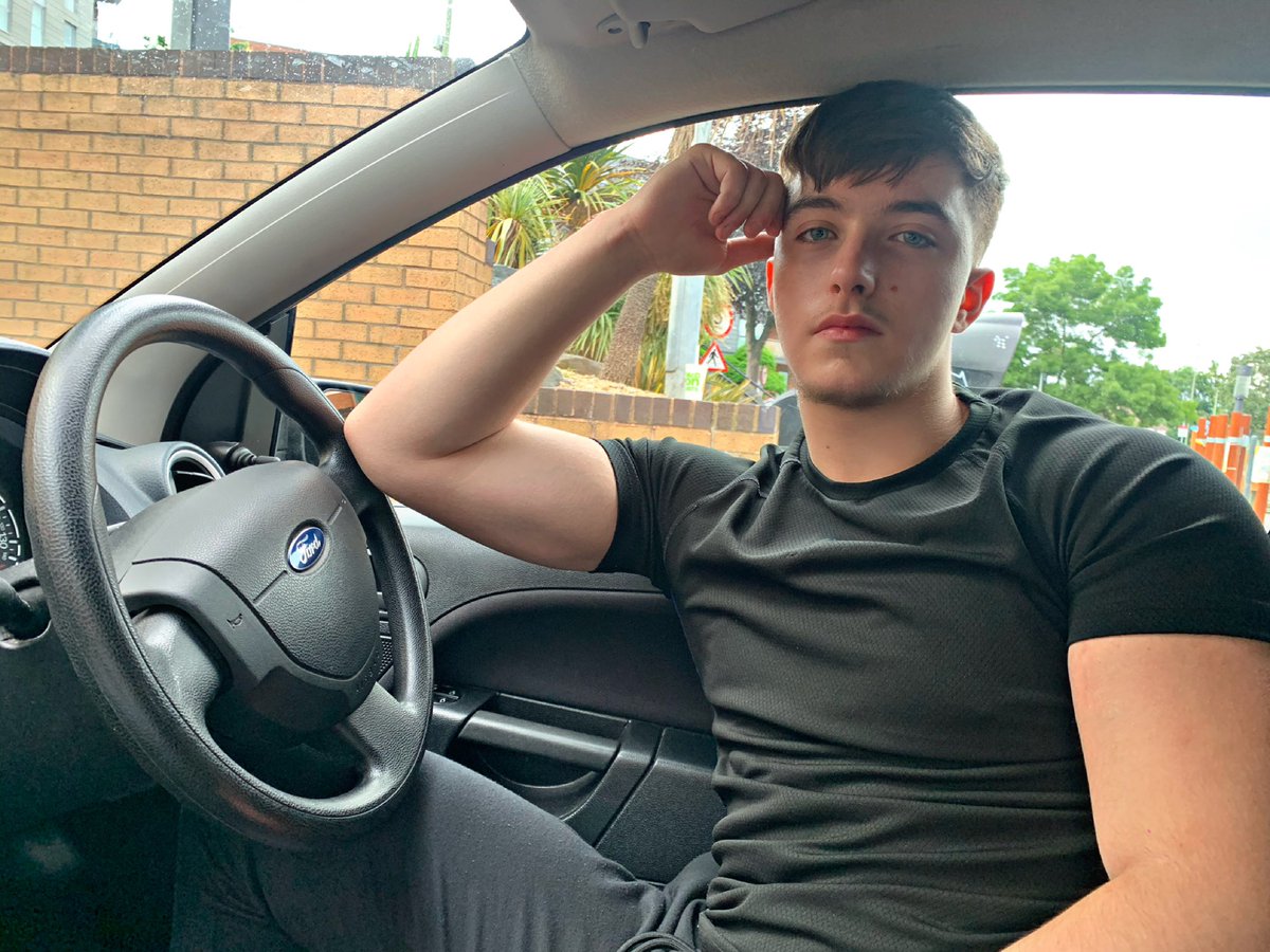 Splasheyy tweet media