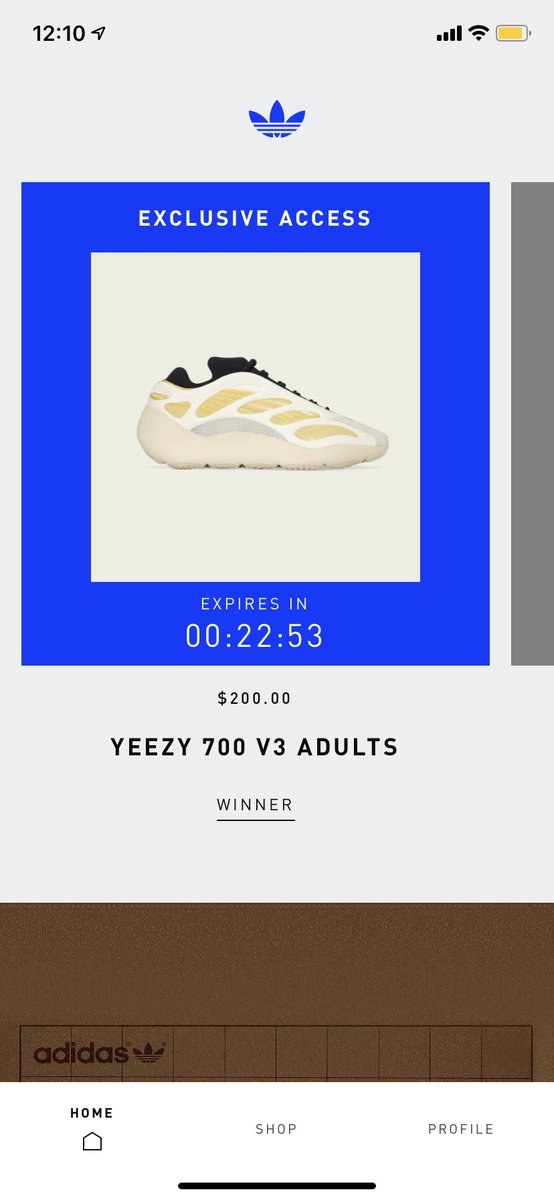 Ma_6134's tweet photo. @snkr_twitr Adidas confirmed app sending out EA for yeezys, includes, 700 kyanite, 380 onyx, 350 citrin, 380 calcite glow, 350 zyon, and 350 sand taupe https://t.co/xTXlzC8zu5