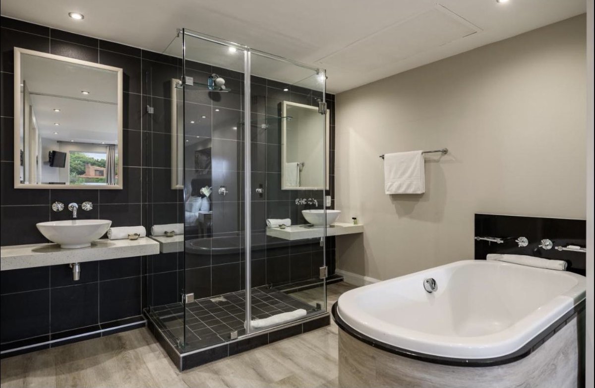 TravellerHey's tweet photo. South Coast

Monday - Friday for two adults. 
Members R3500
Non Member R4000 
Price includes: daily breakfast. 

Bookings@heytraveller.co.ZA
WhatsApp:0828099546
Office number: (010) 745-0346

Proudly brought to you by @TravellerHey 

#richmnisi #ipad #level5 #Gomora #Malema https://t.co/HMj2AgeRjV