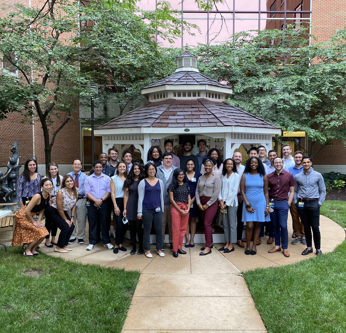 BayviewMedicine's tweet photo. Welcome to the new interns @BayviewMedicine!  

We are so excited to have you in our family !!!!  Each of you are superstars 💫 
#BayviewLove #StarfishStrong https://t.co/t7vQNXFuvH