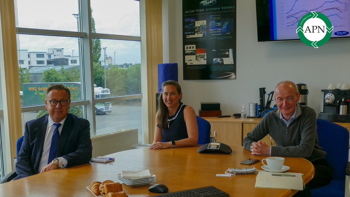 Thanks to <a href="/CarolineG_MBE/">Caroline Green</a> and #PatMcFaddenMP for giving the time to discuss the critical #drivershortage. Imperative we get #HGVdrivers onto the UK Shortage Occupation list now!