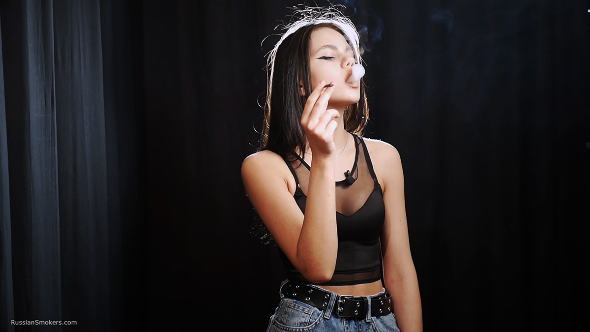 SmokersRussian's tweet photo. 18 years old Tanya is smoking 120mm cigarette
Direct link to buy this clip: 
https://t.co/vF6Ggu9g0t
#girl #pretty #young #sexy #fetish #smoker #babe #video #clip  #donwloadable #russian #smokers #girls #smoking #smokingfetish #amateur #inhale #exhale https://t.co/QEa56U5GIN