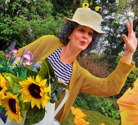 We're back on Twitter! Hurrah! It's been a few years!