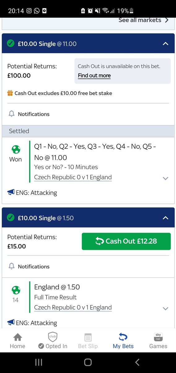 lewisrobin01's tweet photo. @SkyBet is this a joke? Hitting the post is not a shot on target. How can you settle it as winning and then take it away? https://t.co/ZYNhUxZo37