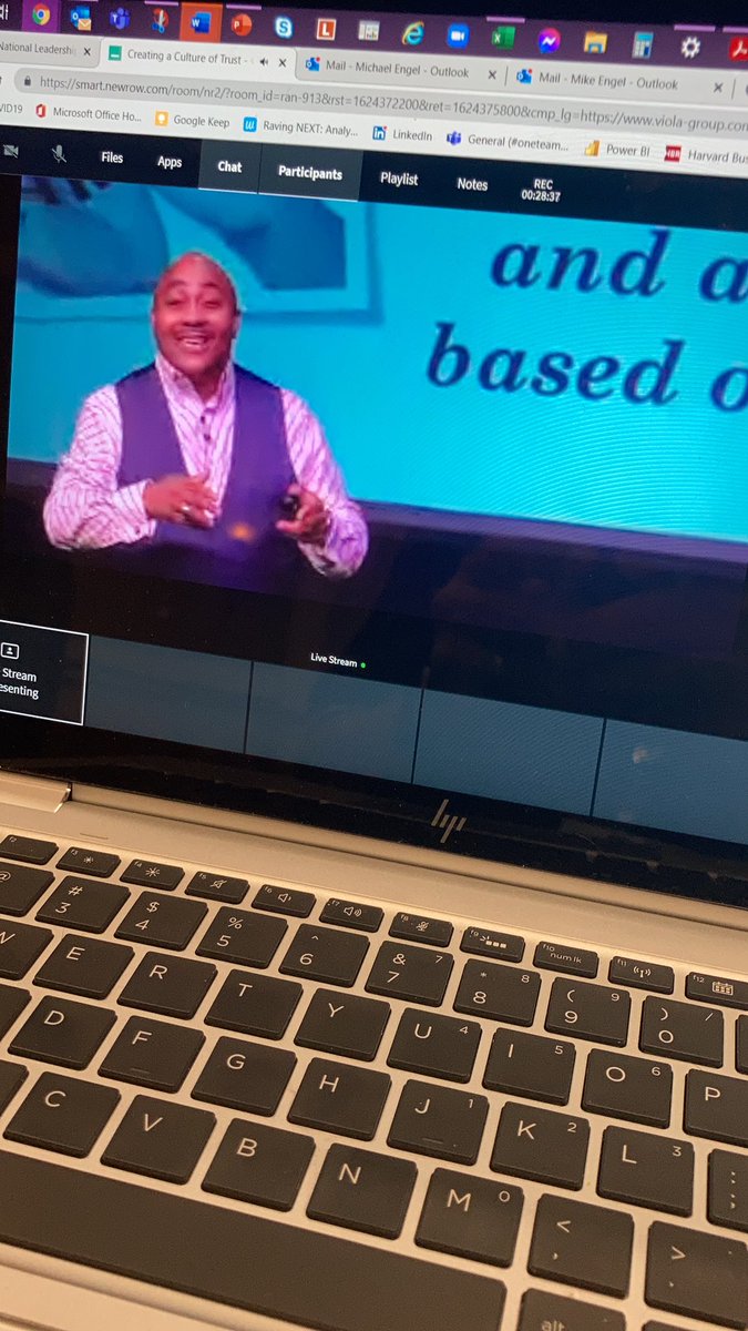 Cookinguy17's tweet photo. G Double OH D J O B - Good Job Good Job π! @JermaineMDavis bringing energy and knowledge to the #NLDC @leadersdevcon #Serve #MLCV https://t.co/7BRbRPy2Js