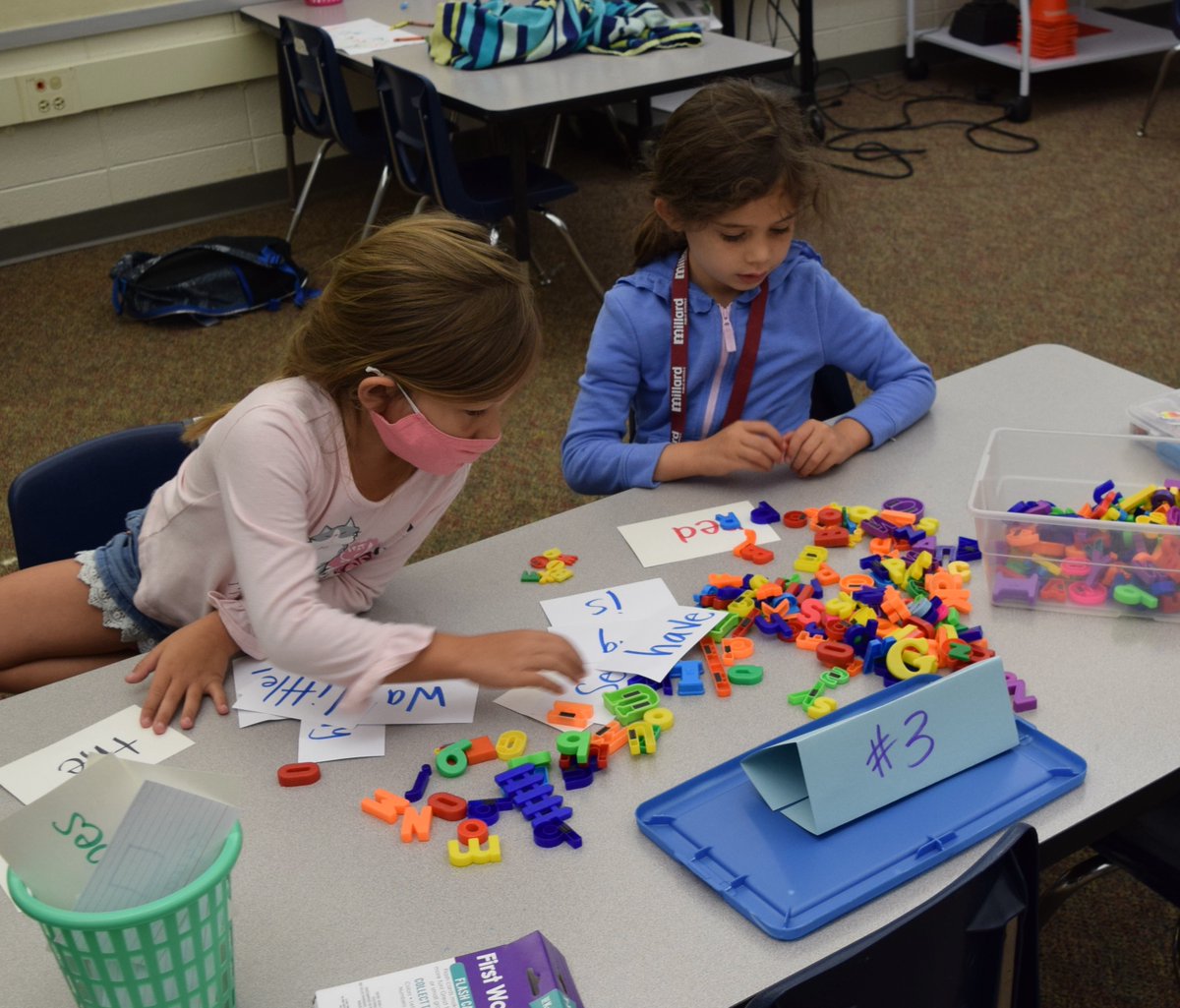 reading4fun1's tweet photo. Practicing Literacy skills in centers at Cody. #SLAM2021MPS #SUMMERMPS2021 #SLAM2021 #MPS2021SLAM https://t.co/JrHzMDyGc4