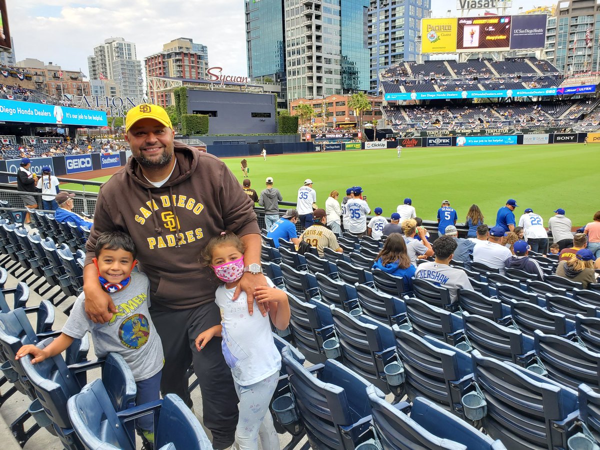 JJ Breadstick tweet media