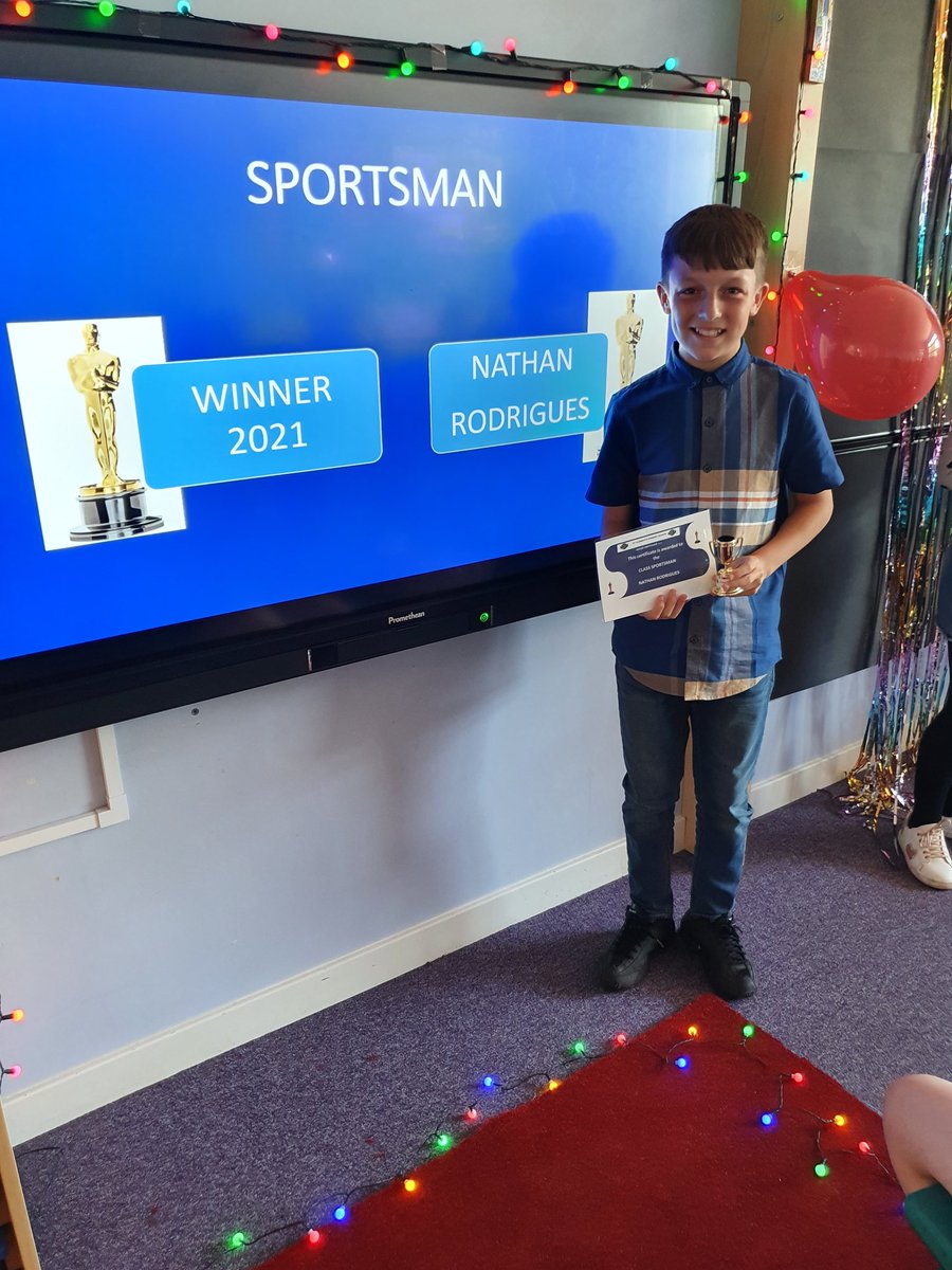 St Clement's P7 tweet media