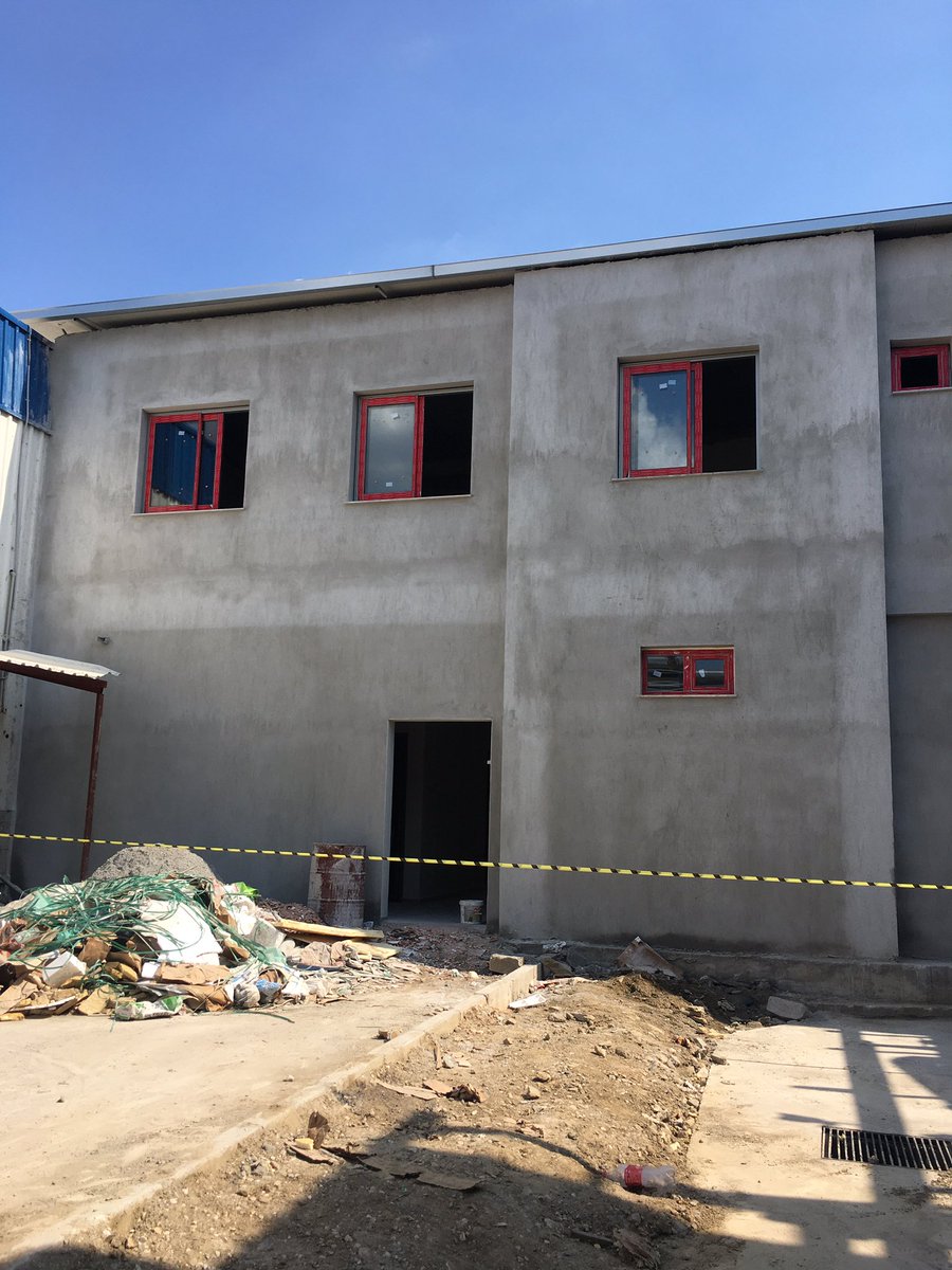 indesayapi's tweet image. Tire O.S.B’de bulunan, Döhler Ege Gıda San. A.Ş. İlave bina inşaatında alüminyum doğrama montajımızı 1 günde tamamladık. 👷🏻‍♂️💪 #alüminyumdoğrama #alüminyumdoğramaizmir #inşaatvetadilat #tadilatizmir #villatadilatı #izmirtadilat #izmirtadilatdekorasyon #alüminyumpencere