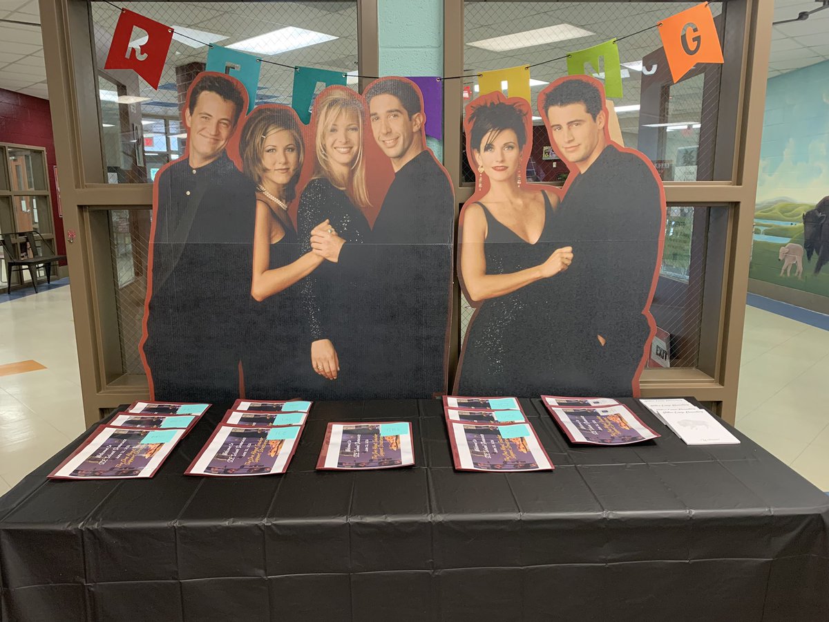 My F R I E N D S and I had a blast facilitating this week’s school showcase about collaboration and teacher support. #ROCVision <a href="/rachealmason/">Racheal Mason, Ed.D.</a> <a href="/ErinHutton7/">Erin Hutton</a> <a href="/kerra_willhite/">Kerra Willhite</a> @co_sumner <a href="/scottlangford72/">Scott Langford</a> <a href="/kylecraighead85/">Kyle Craighead</a> @jhesson83