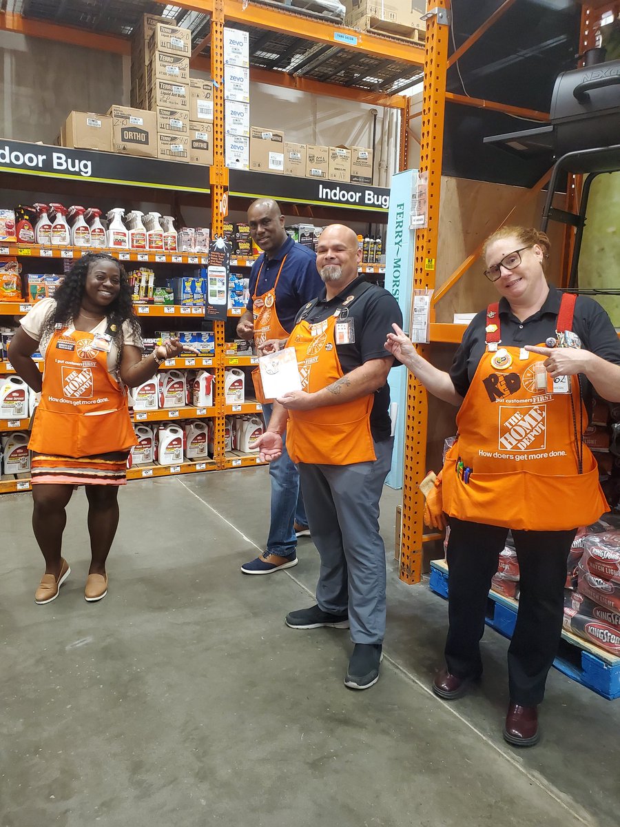 Ashley Golding (@ashgolding83) on Twitter photo Had the pleasure of walking with our DM Ricky and recognizing our Dh Rob with stepping in and being acting Specialty Dh!! Thank you all your hard work Rob! Thank you Ricky for a great walk!! @WardallyJ <a href="/Redbetty37Th/">Red(Theresa@6334</a> @ms_Klhunter <a href="/ChrisHargus/">Chris Hargus</a> Had the pleasure of walking with our DM Ricky and recognizing our Dh Rob with stepping in and being acting Specialty Dh!! Thank you all your hard work Rob! Thank you Ricky for a great walk!! @WardallyJ <a href="/Redbetty37Th/">Red(Theresa@6334</a> @ms_Klhunter <a href="/ChrisHargus/">Chris Hargus</a>