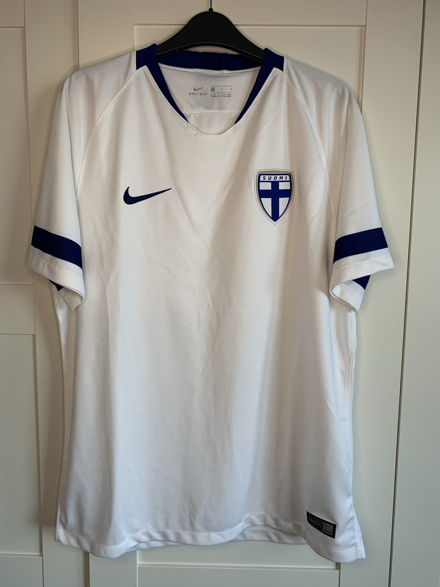 Shirt #91

Finland home 2018

Worn during the qualifiers for their first ever major tournament. They made a good showing of themselves and the euro 2020 shirt was one of the best. Picked this one up in Helsinki after a work trip. 

#EURO2020 https://t.co/qge6QEUgLH