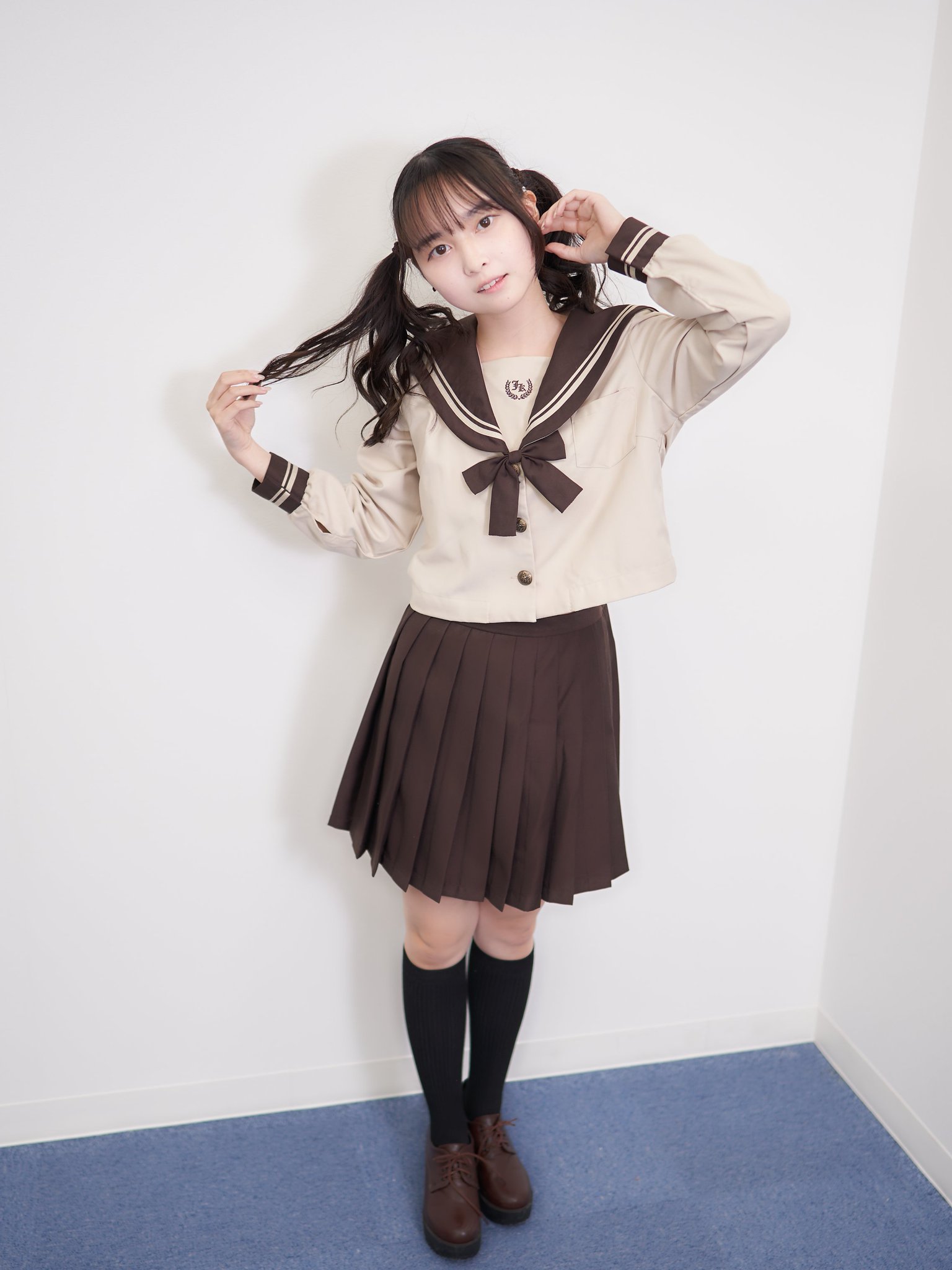 松坂屋 - セーラー服まとめ売り Amazon.co.jp: [HIRA] 東京都 東京女学館中学・高校 女子制服