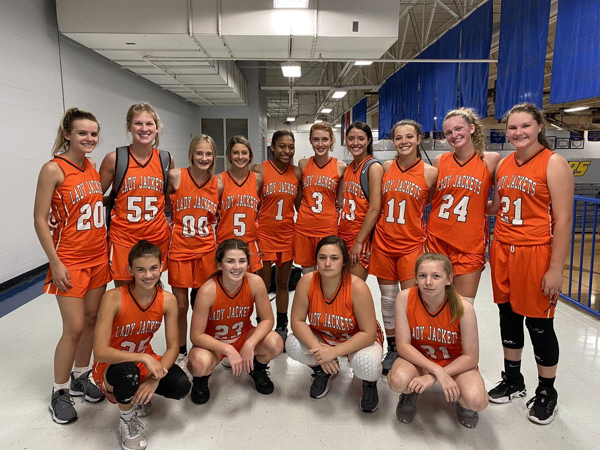 Great few weeks at camp - worked hard and had fun.  Had some girls emerge as key players for next season, younger girls stepped in and played BIG, and found a way to get better every day!  Can’t wait to see what this group accomplishes!
❤️ this group of young ladies!
#together